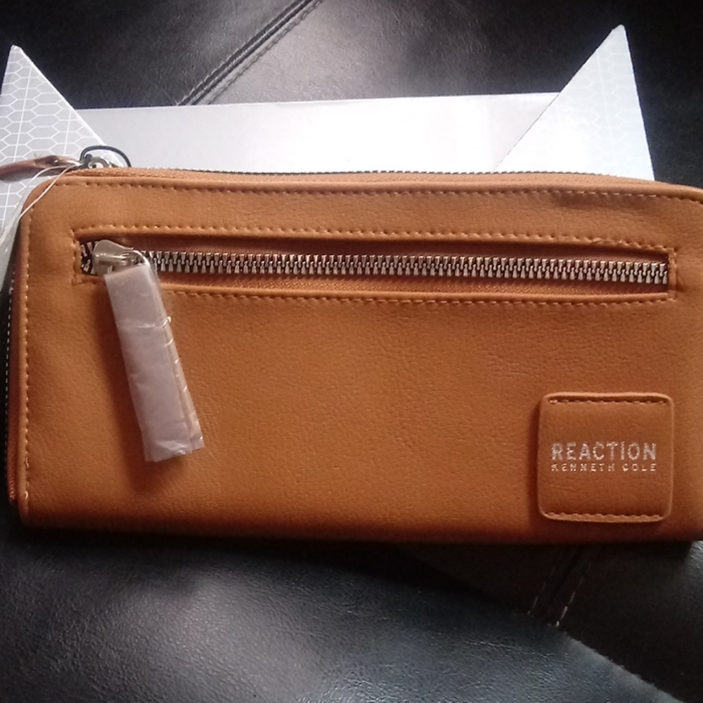 Kenneth Cole Reaction Wallet